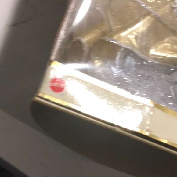 - NWT Special 2000 edition Barbie celebration - Picture 12 of 12